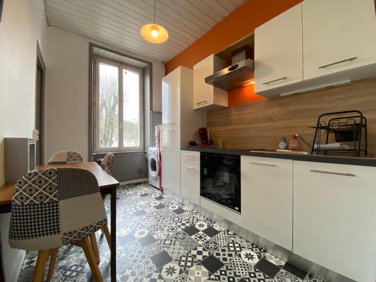 Le Orange - Confort - Wifi - Entre Gare Et Centre Quimper Exterior photo